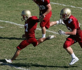 开云体育-舞台越大越强，从F1揭幕战之夜到武切维奇的聚光灯定律